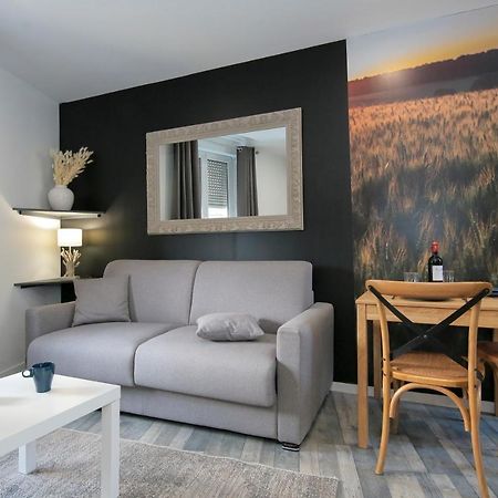 Les Champs, T2 Hypercentre Chic Et Cosy Wifi Par Sovalfi Apartment Сент Етиен Екстериор снимка