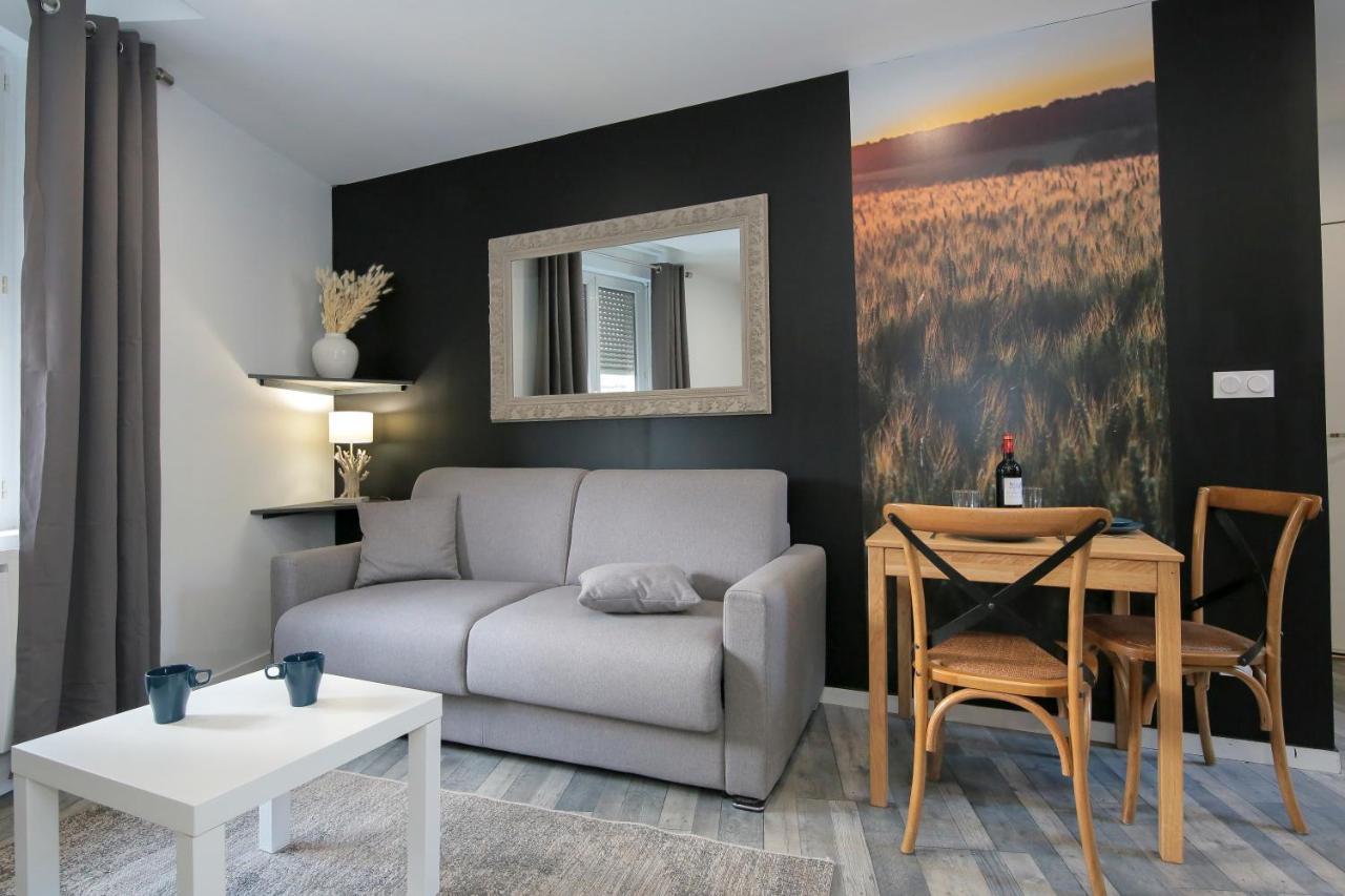 Les Champs, T2 Hypercentre Chic Et Cosy Wifi Par Sovalfi Apartment Сент Етиен Екстериор снимка
