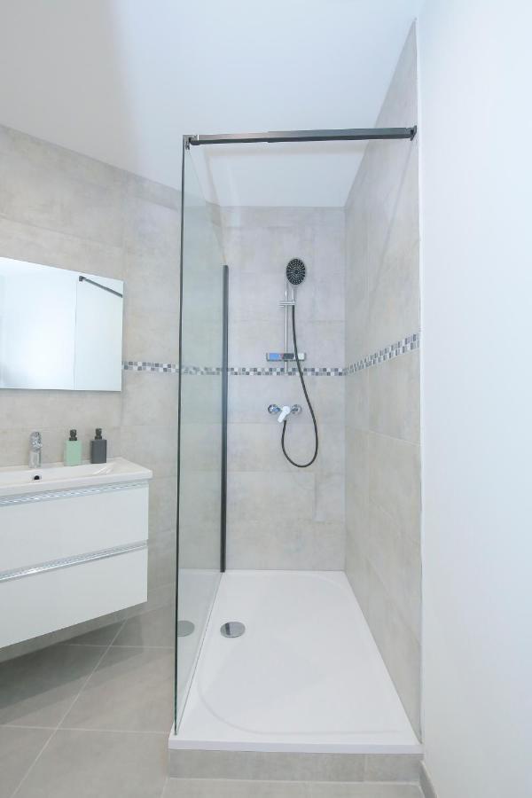 Les Champs, T2 Hypercentre Chic Et Cosy Wifi Par Sovalfi Apartment Сент Етиен Екстериор снимка